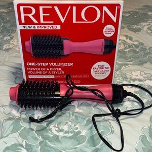 Revlon Pink One-Step Volumizer Hair Tool